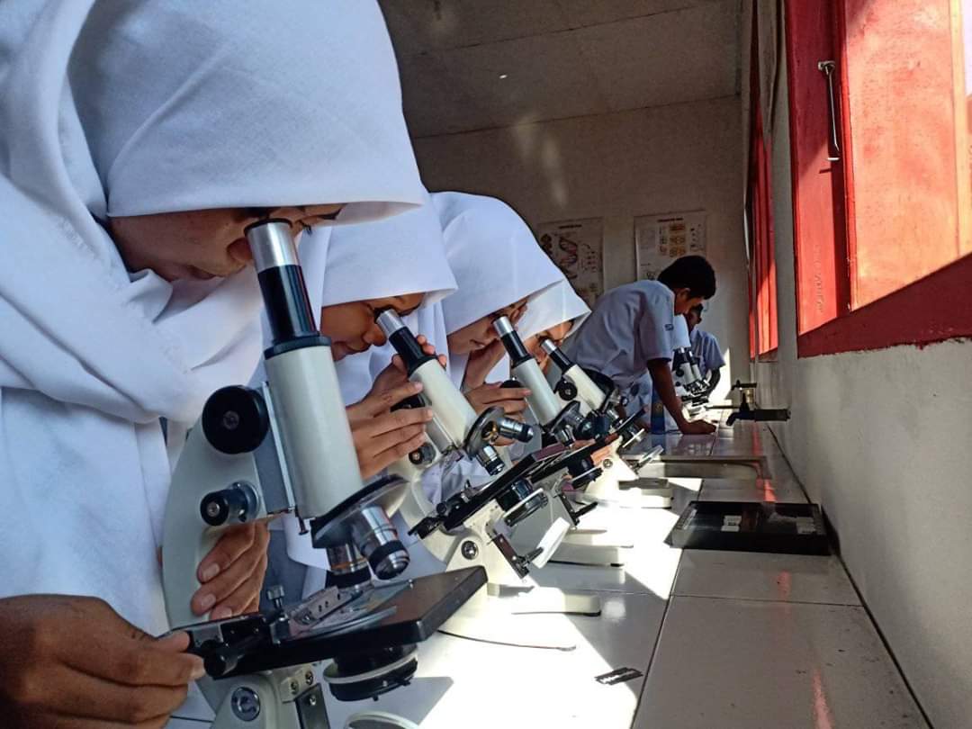 Praktikum Mata Pelajaran BIOLOGI