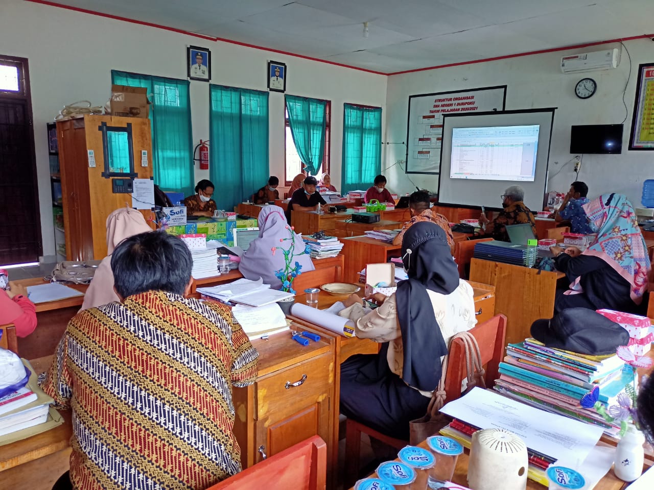 Rapat-Rapat SMA Negeri 1 Duripoku