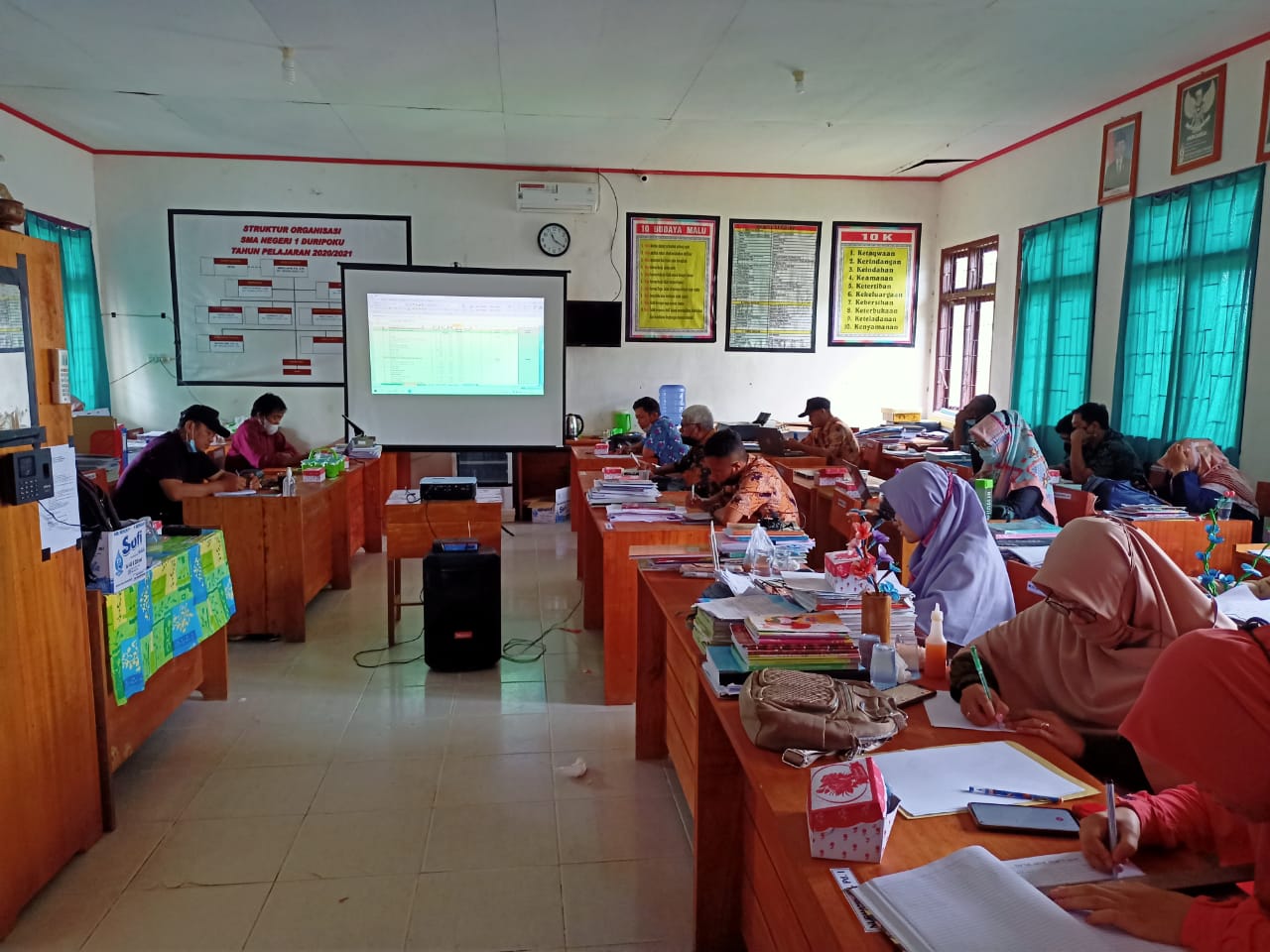 Rapat-Rapat SMA Negeri 1 Duripoku