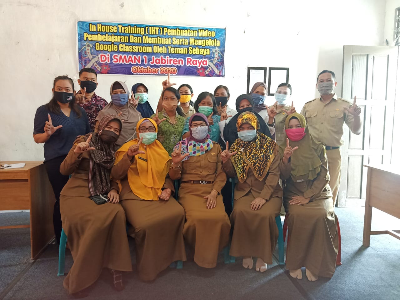 IHT Pembuatan Video Pembelajaran di SMAN 1 Jabiren Raya