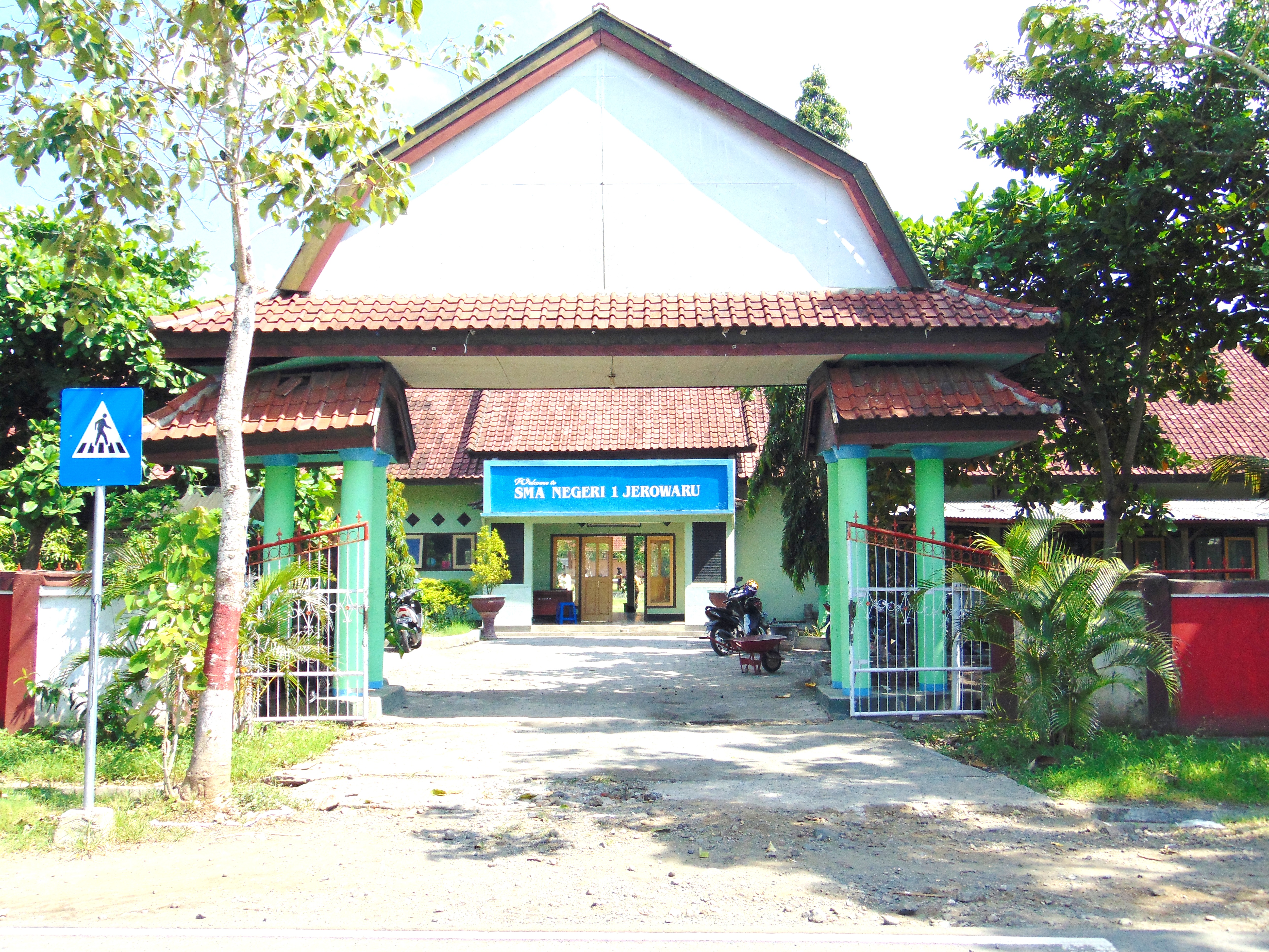SMAN 1 JEROWARU