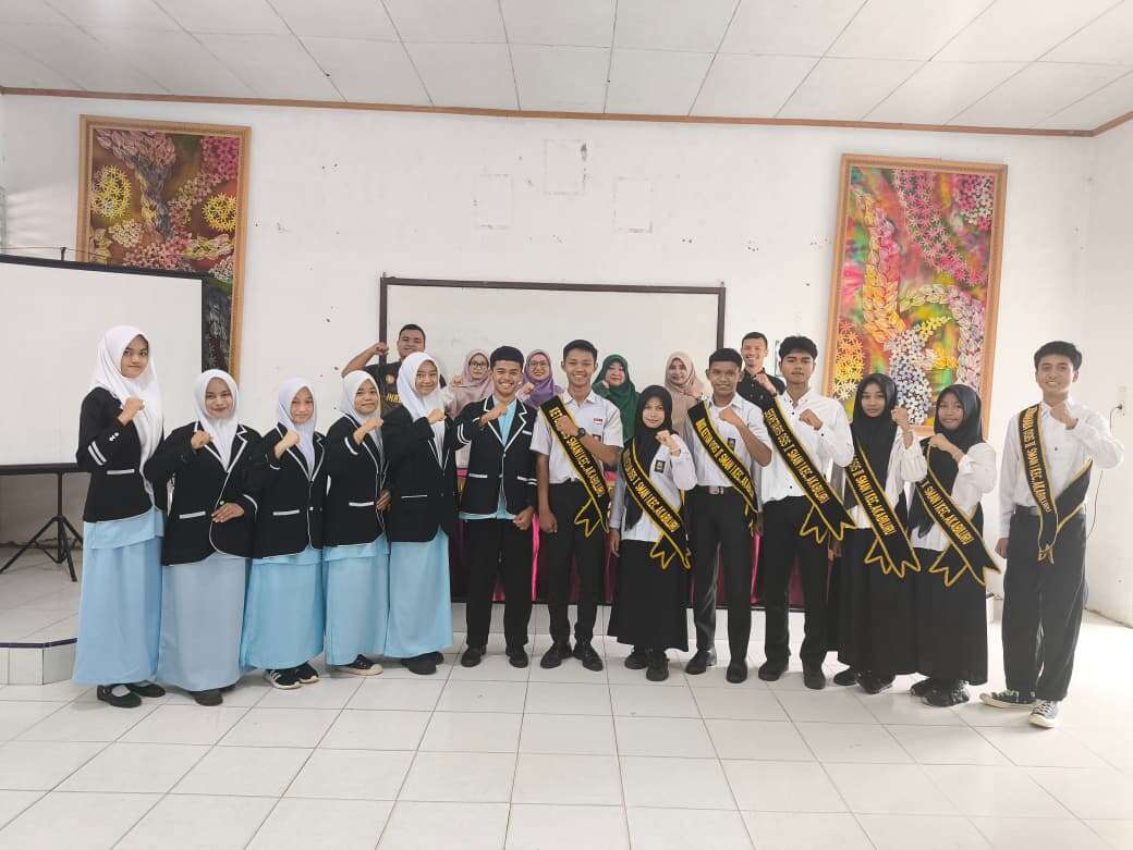 PELANTIKAN PENGURUS OSIS MASA BHAKTI 2025/2026