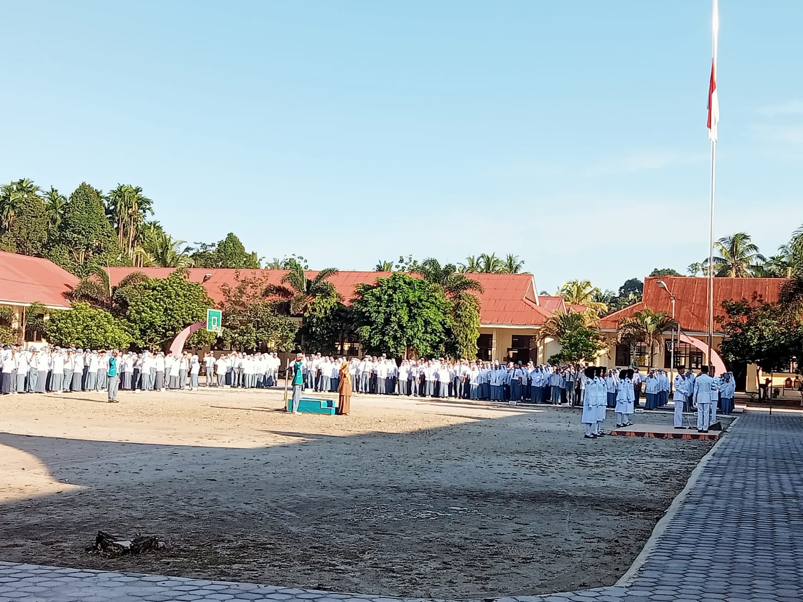 Upacara Bendera Osis/MPK