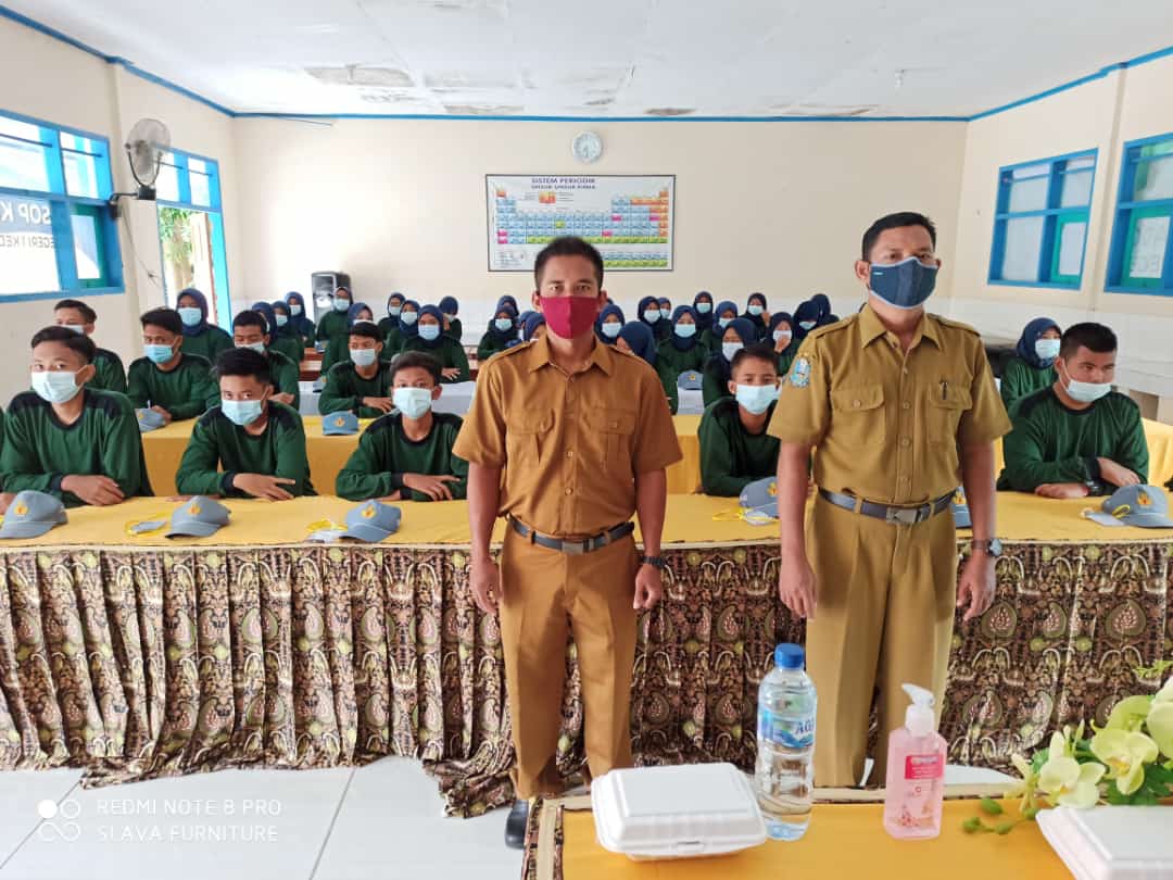 Latihan Dasar Kepemimpinan Siswa (LDKS)