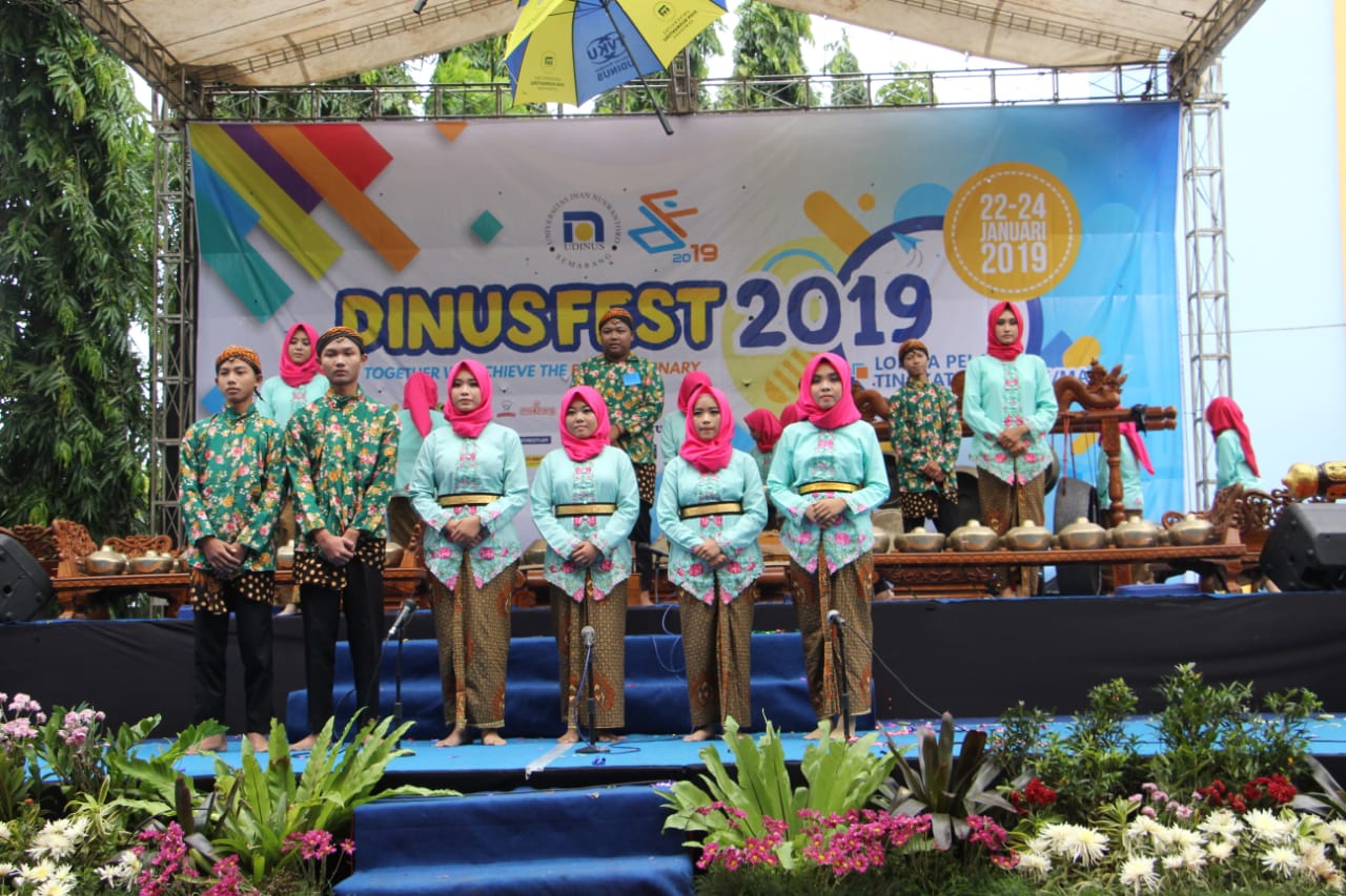 Juara 1 Lomba Nasional Karawitan
