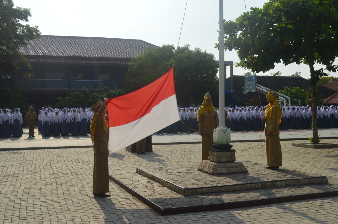 UPACARA HARI GURU 2019