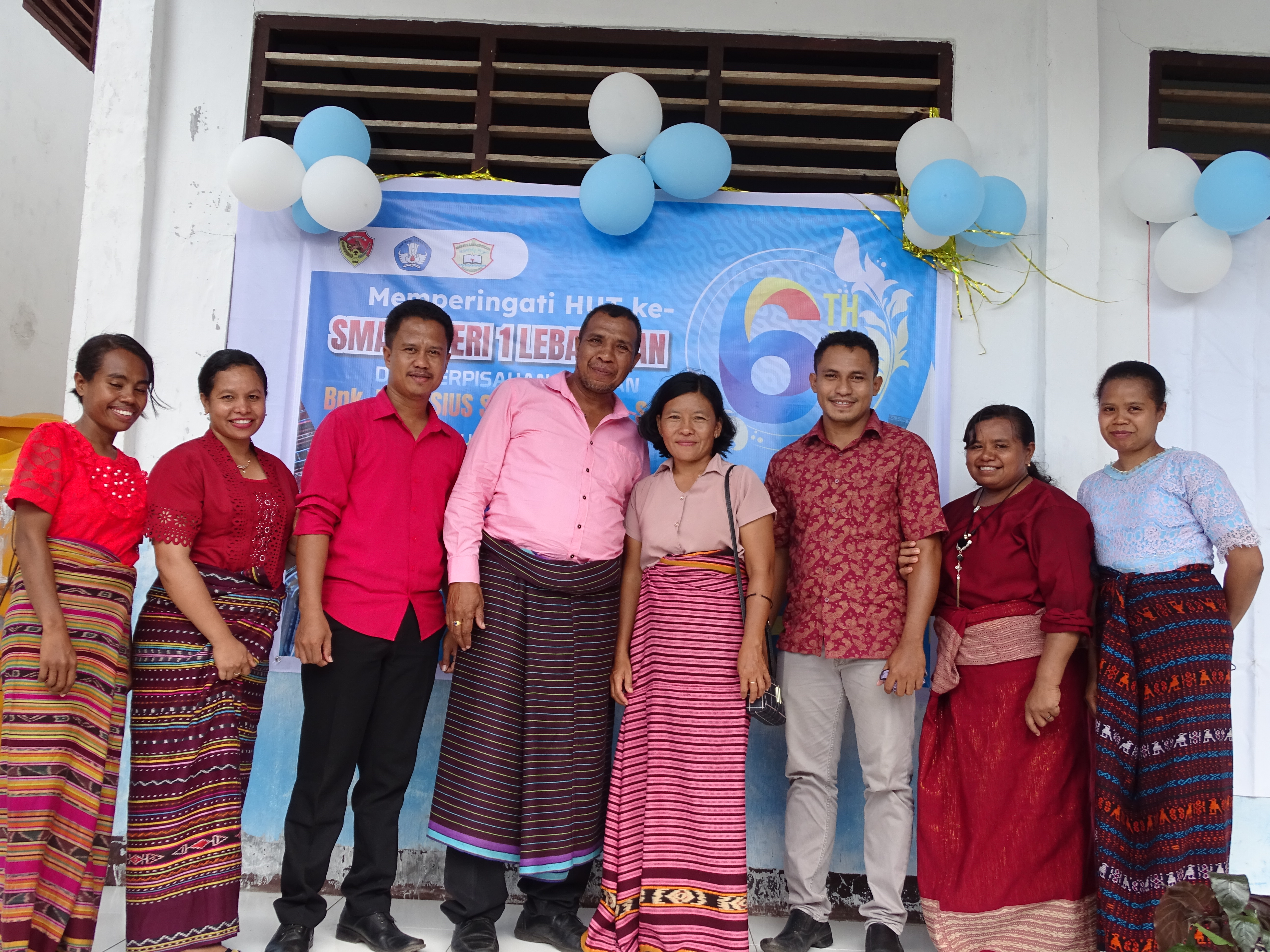 HUT KE 6 SMANSA LEBATUKAN & PERPISAHAN DENGAN KEPALA SEKOLAH PERDANA