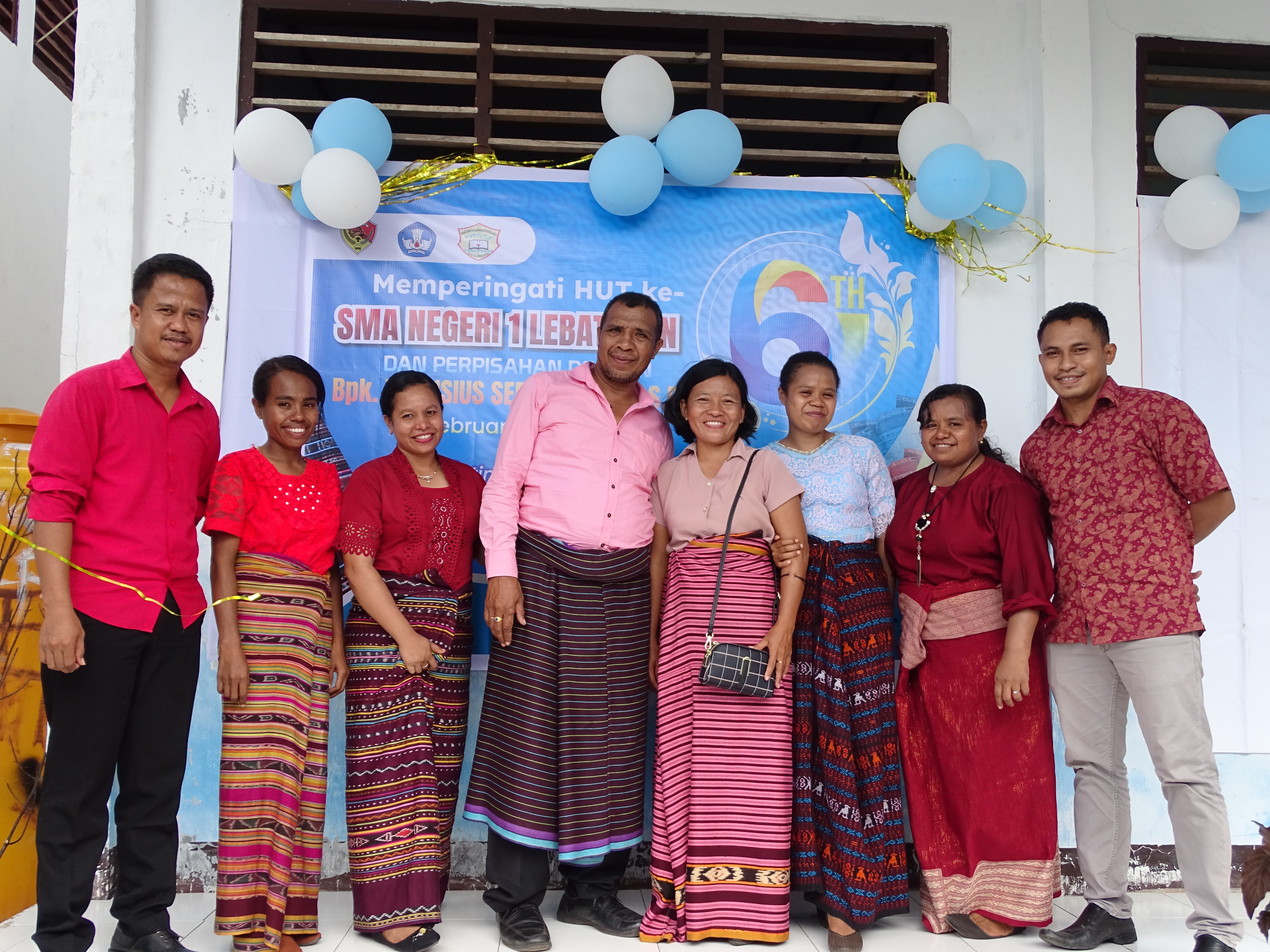 HUT KE 6 SMANSA LEBATUKAN & PERPISAHAN DENGAN KEPALA SEKOLAH PERDANA