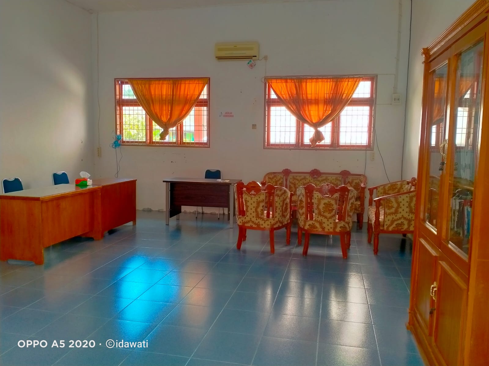 Ruangan Bimbingan Konseling (BK)