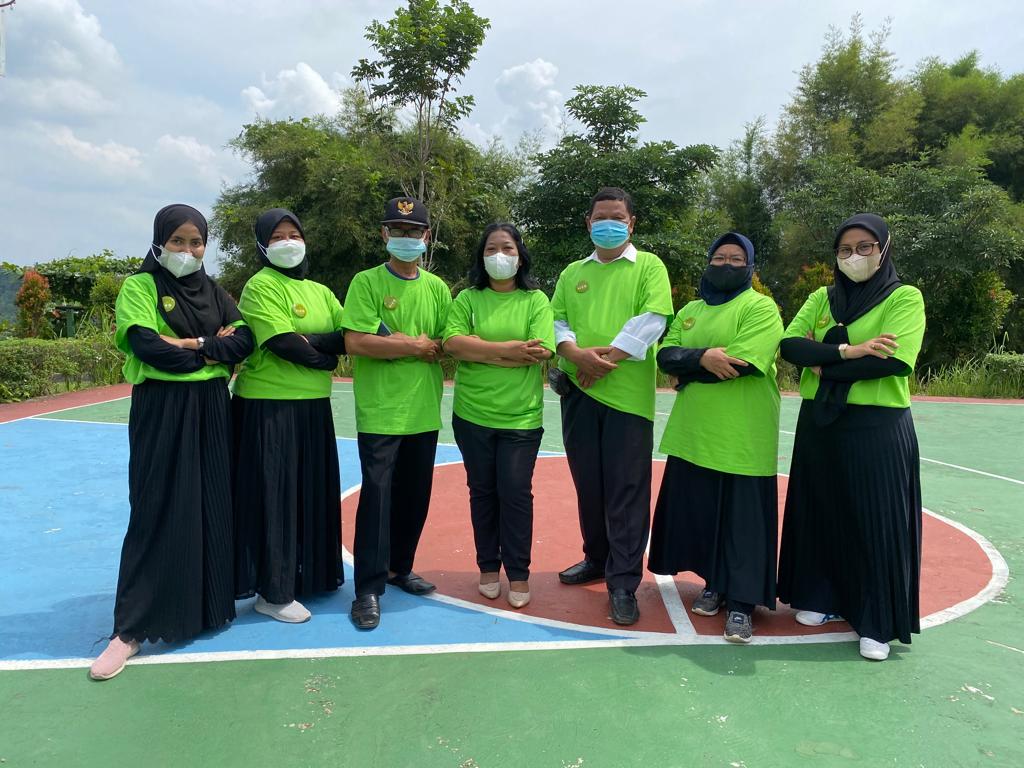 PROJEK KOMPOS