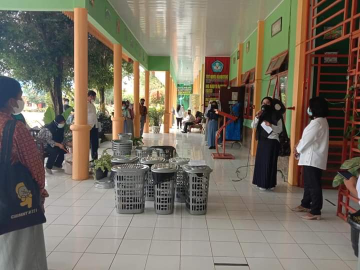 PROJEK KOMPOS