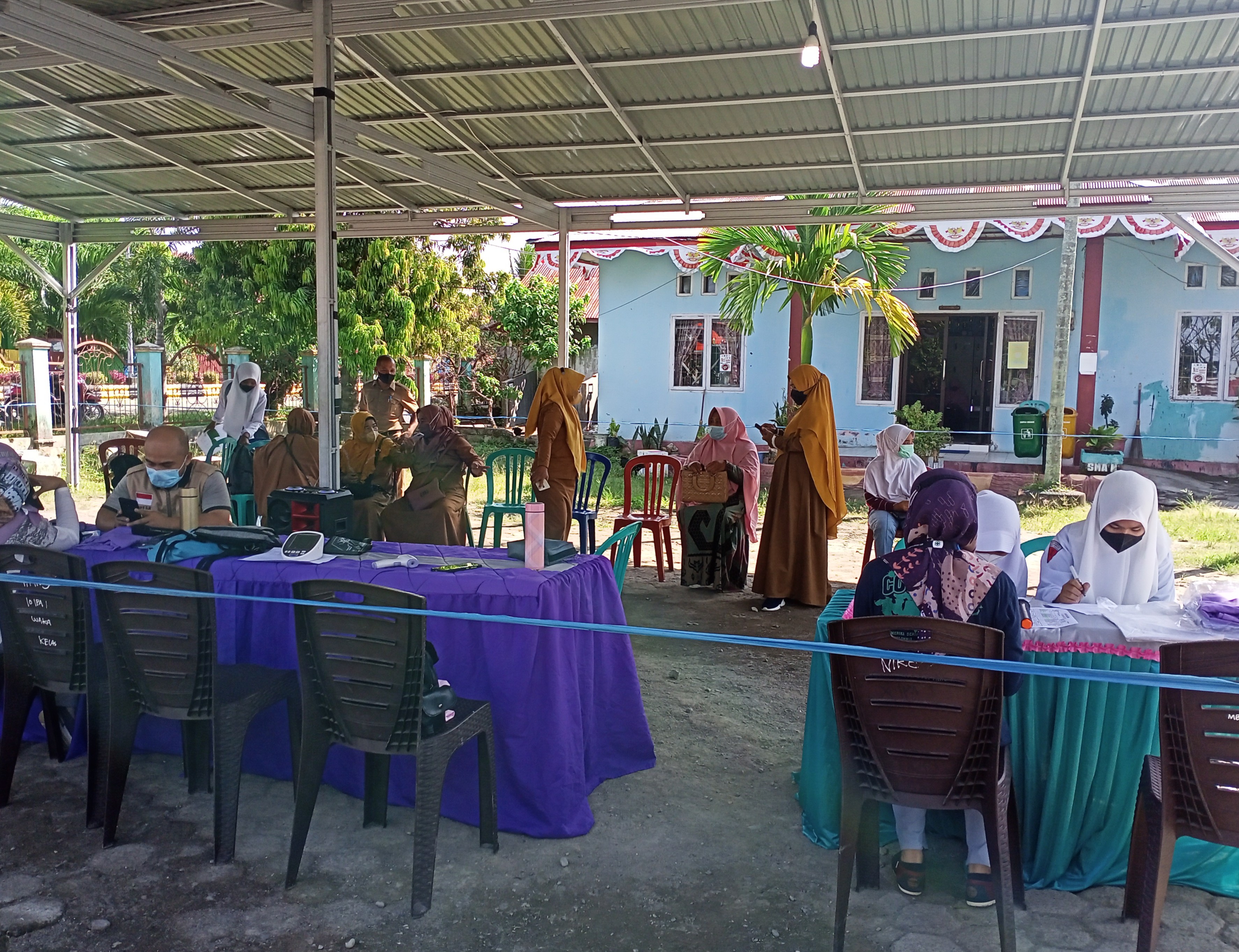 Vaksinasi Covid-19 di SMAN 1 Pasangkayu