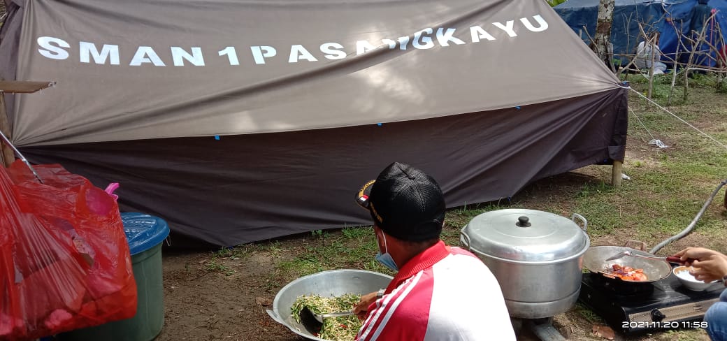 MKKS Se-Kabupaten Pasangkayu Berkemah menyambut Hari Guru Nasional