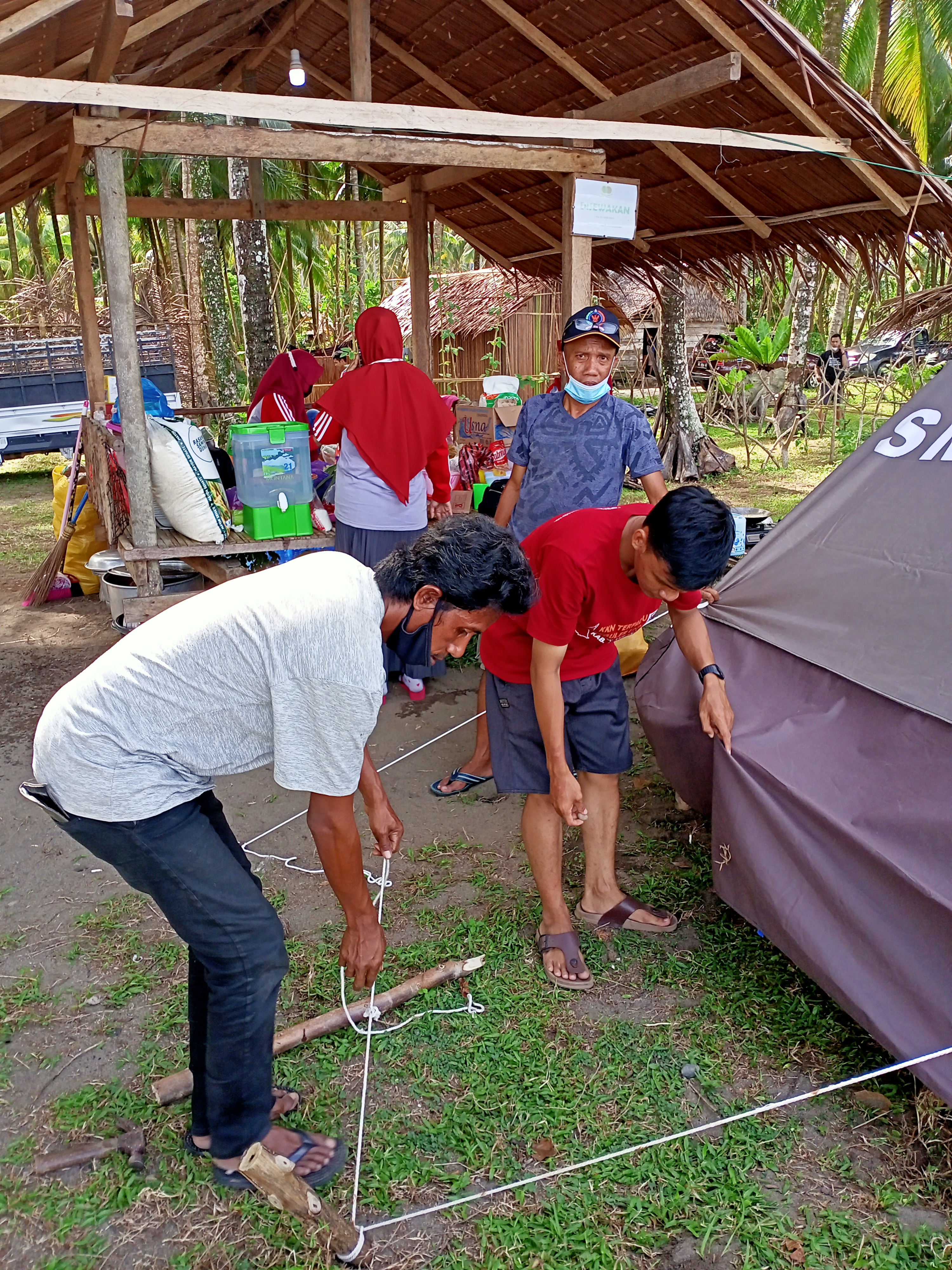 MKKS Se-Kabupaten Pasangkayu Berkemah menyambut Hari Guru Nasional
