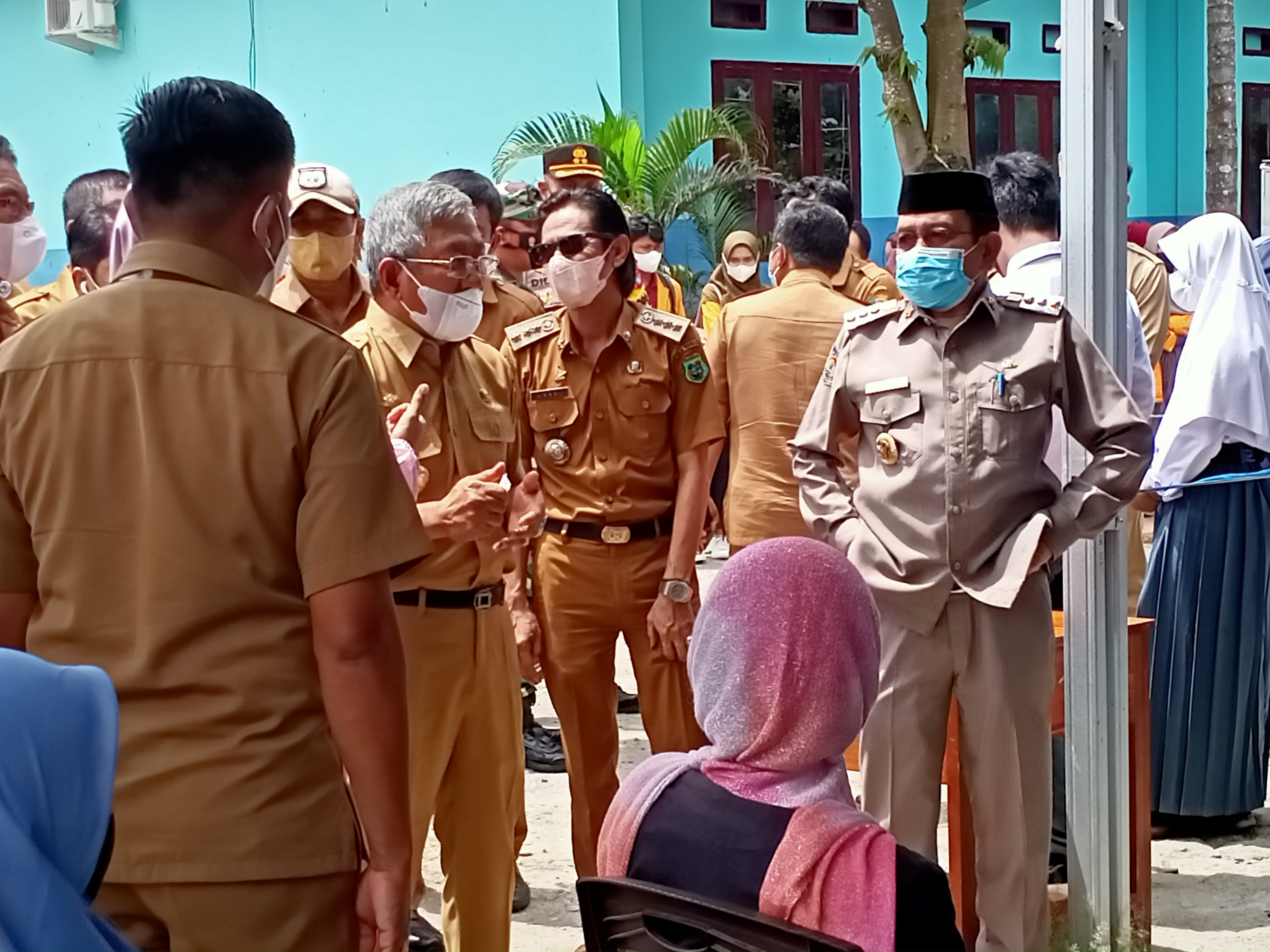 Vaksinasi Covid-19 di SMAN 1 Pasangkayu