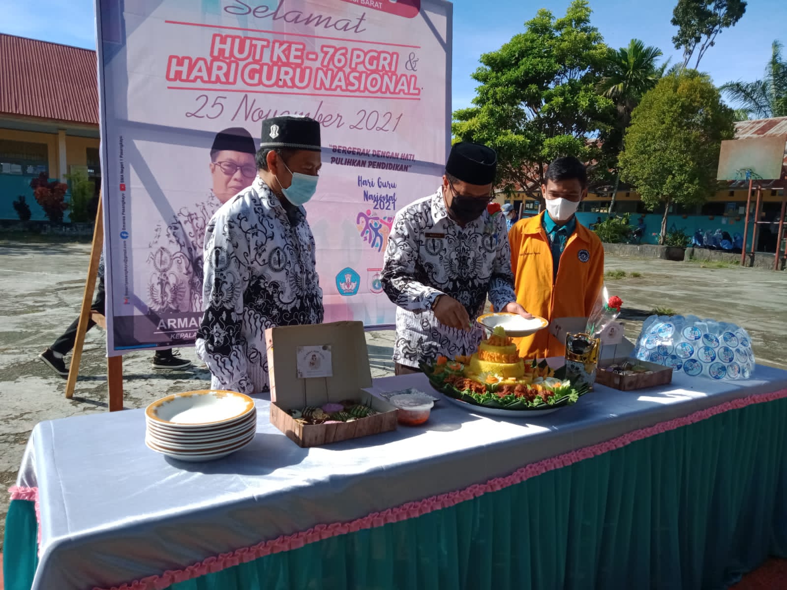 Hari Guru Nasional 2021
