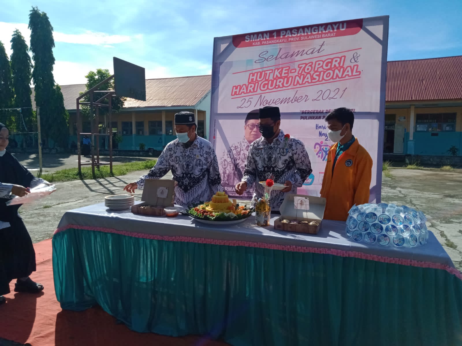 Hari Guru Nasional 2021