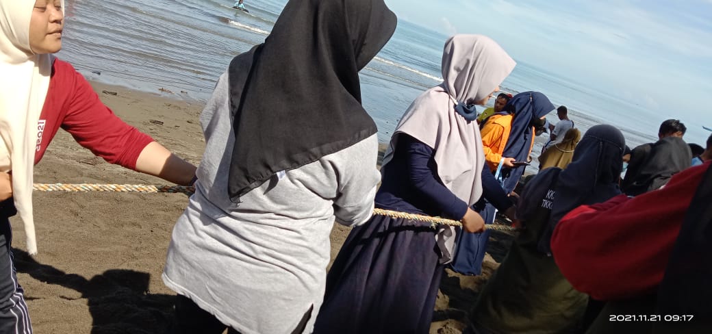 MKKS Se-Kabupaten Pasangkayu Berkemah menyambut Hari Guru Nasional