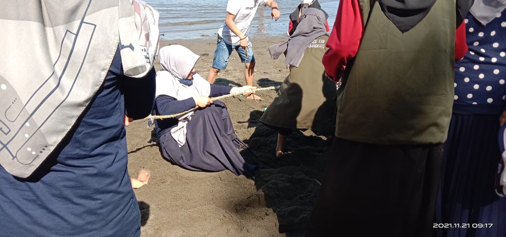 MKKS Se-Kabupaten Pasangkayu Berkemah menyambut Hari Guru Nasional