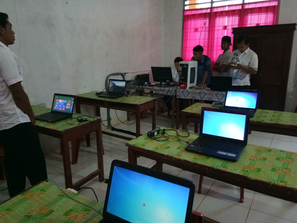 Pelaksanaan UNBK di SMAN 1 Ranto Baek