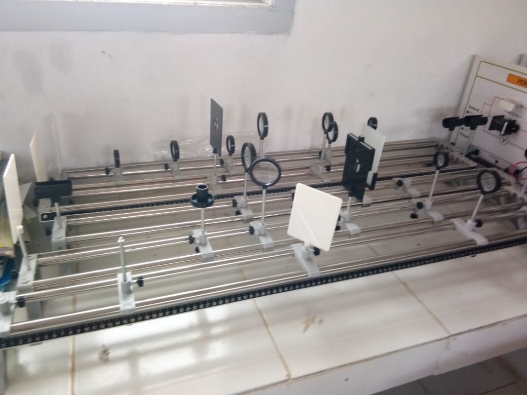 Bantuan dari Pemerintah berupa Alat-Alat Laboratorium