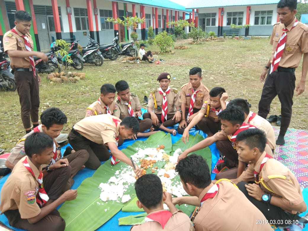 Perkemahan d SMAN 1 Ranto Baek