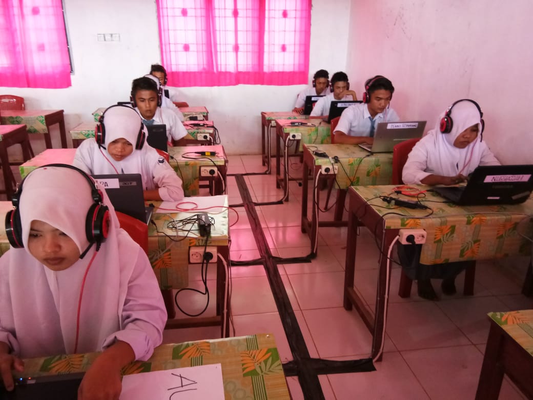 Pelaksanaan UNBK di SMAN 1 Ranto Baek