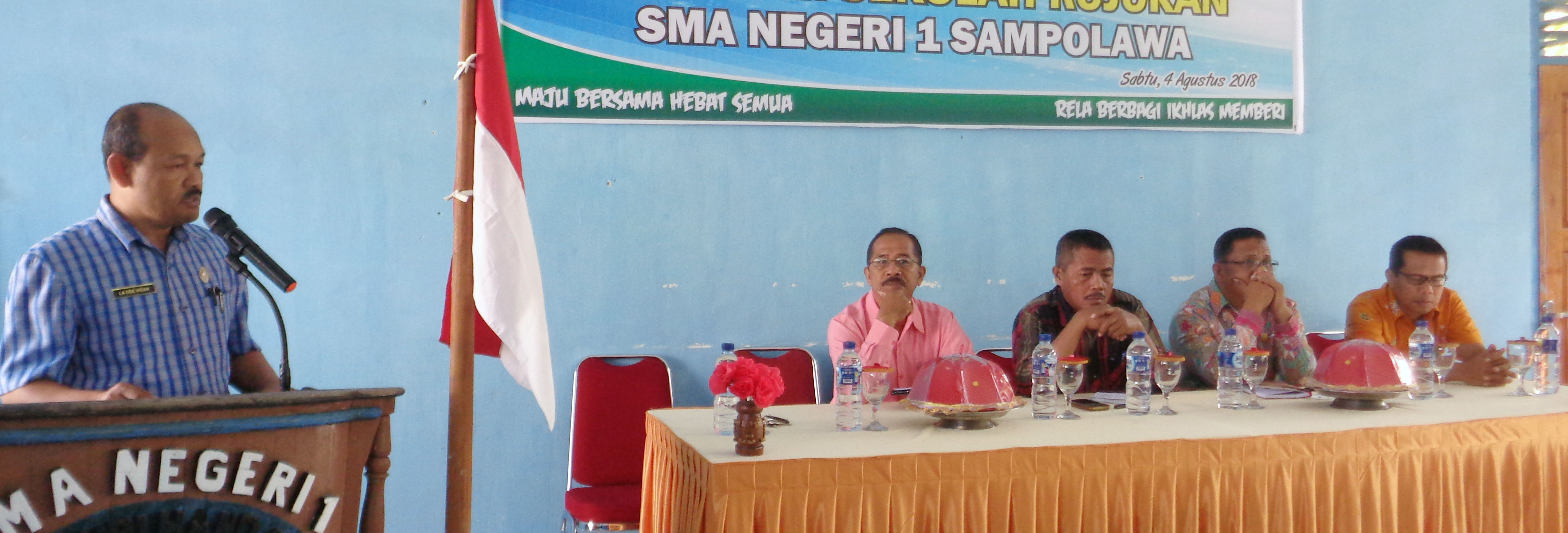 Kegiatan sosialisi program sekolah rujukan SMAN 1 Sampolawa tahun 2018
