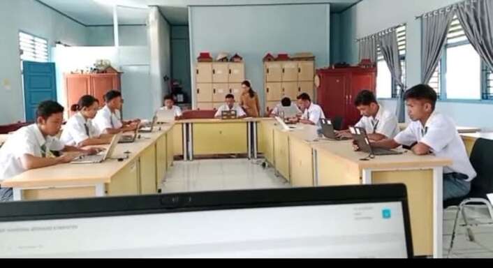 Pelaksanaan Gladi bersih TKA 2025 SMA Negeri 1 Siberut barat