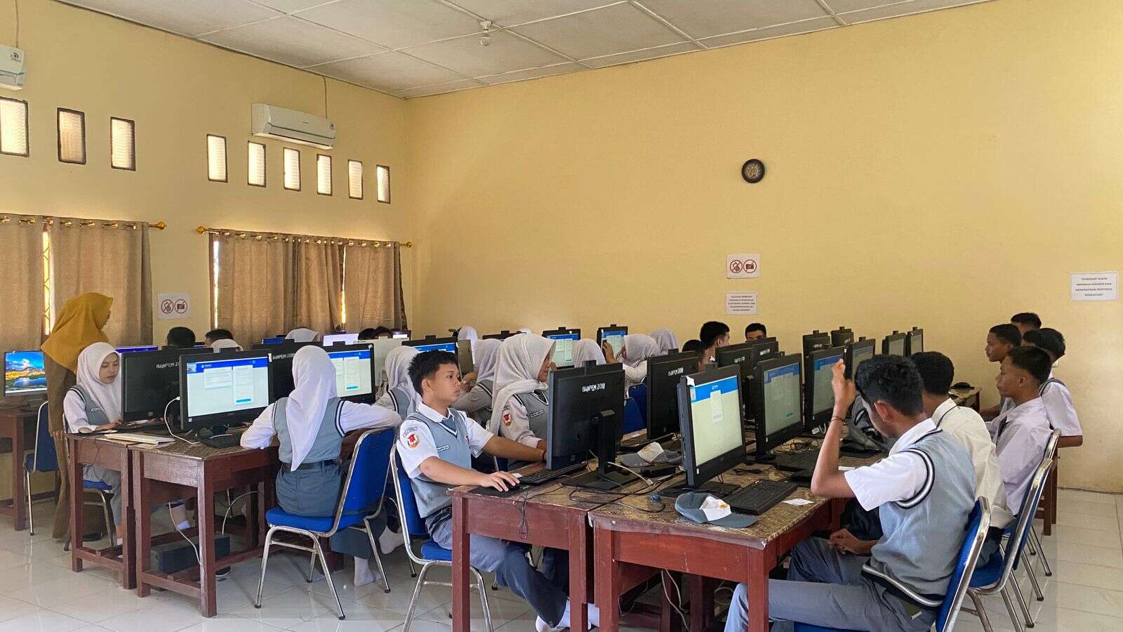 Gladi Tes Kemampuan Akademik (TKA) ~SMA NEGERI 1 SUAK TAPEH~