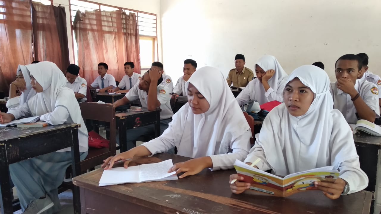 Album Pertama