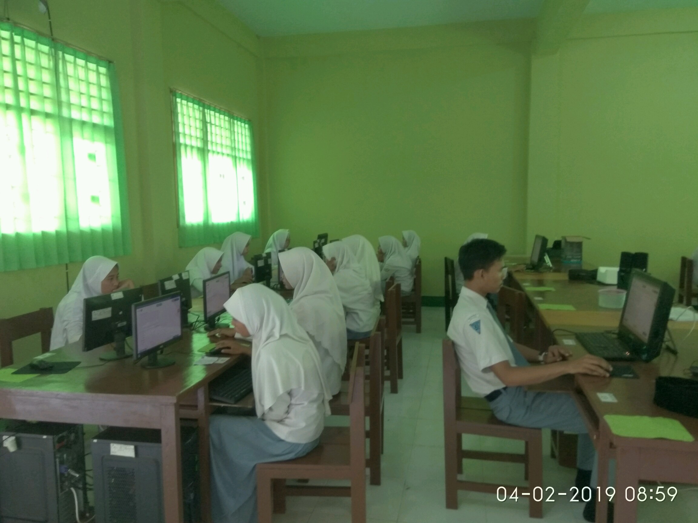 Album Pertama