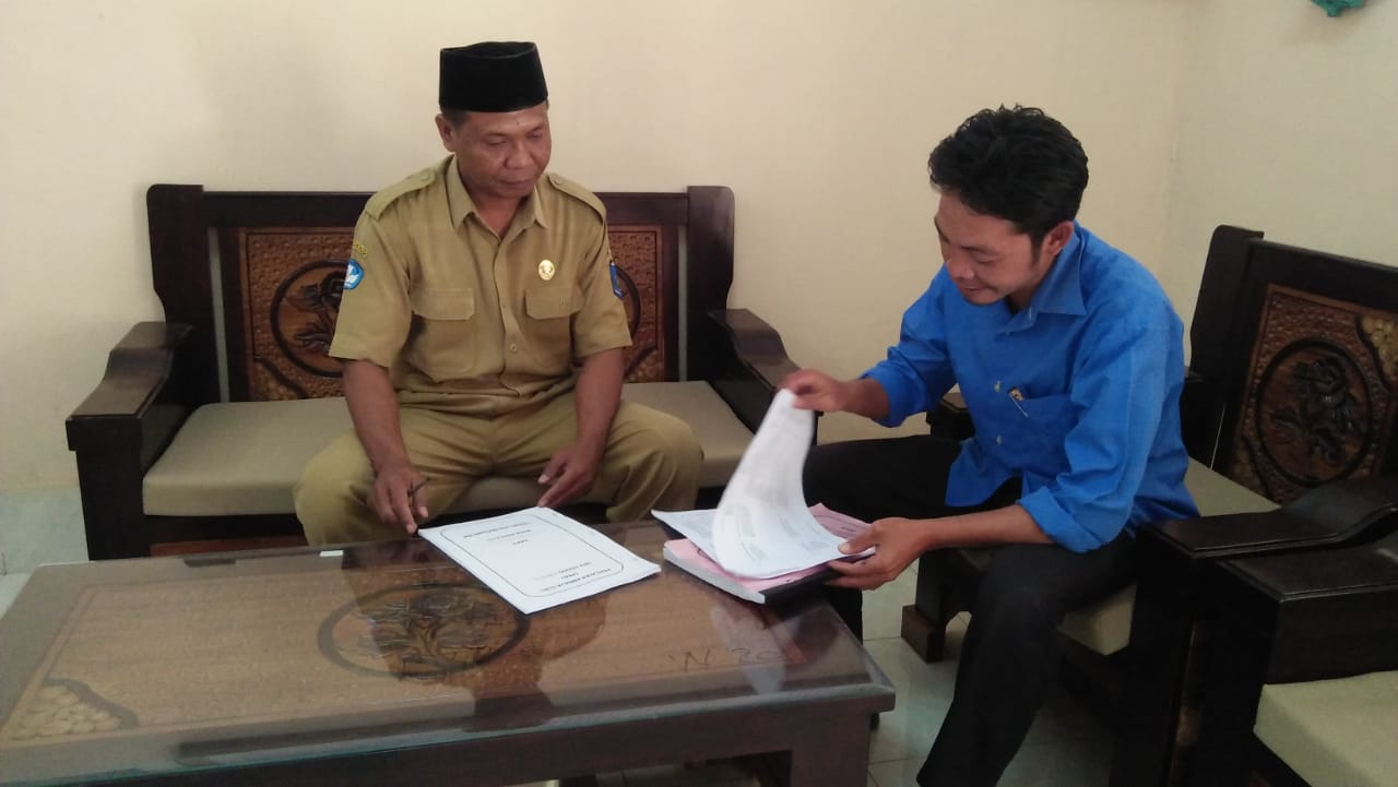 Album Pertama