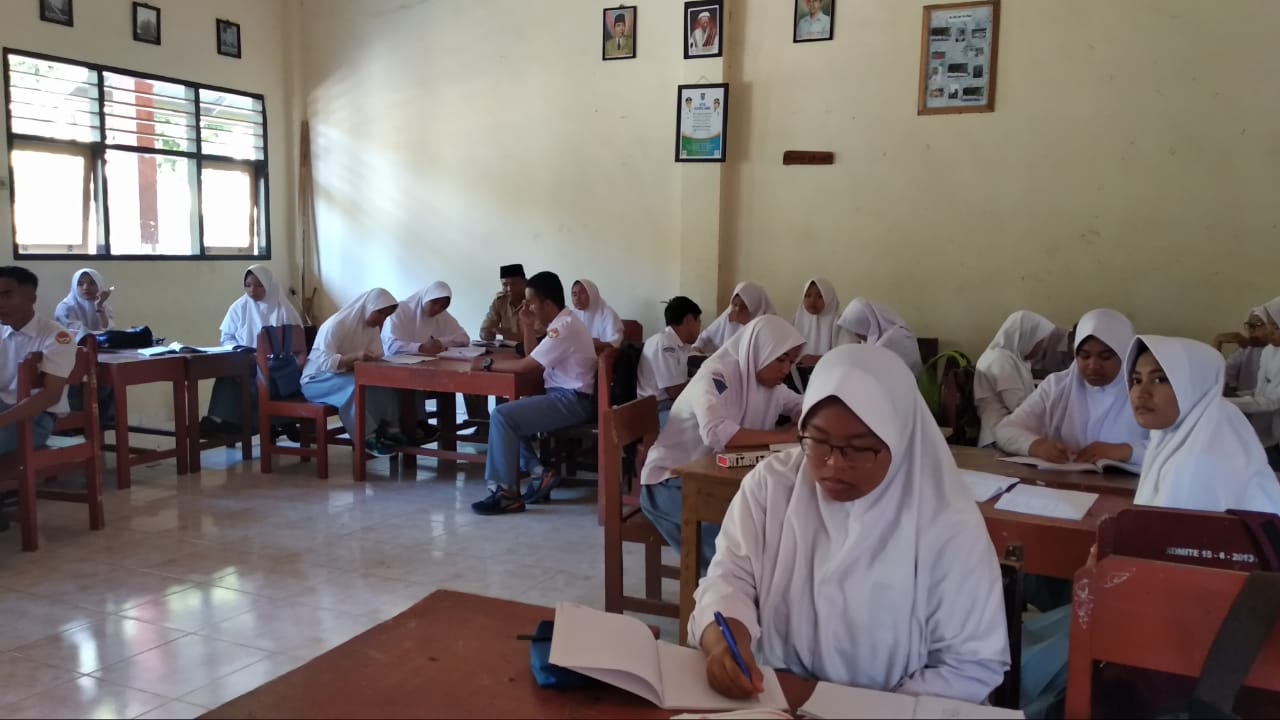 Album Pertama