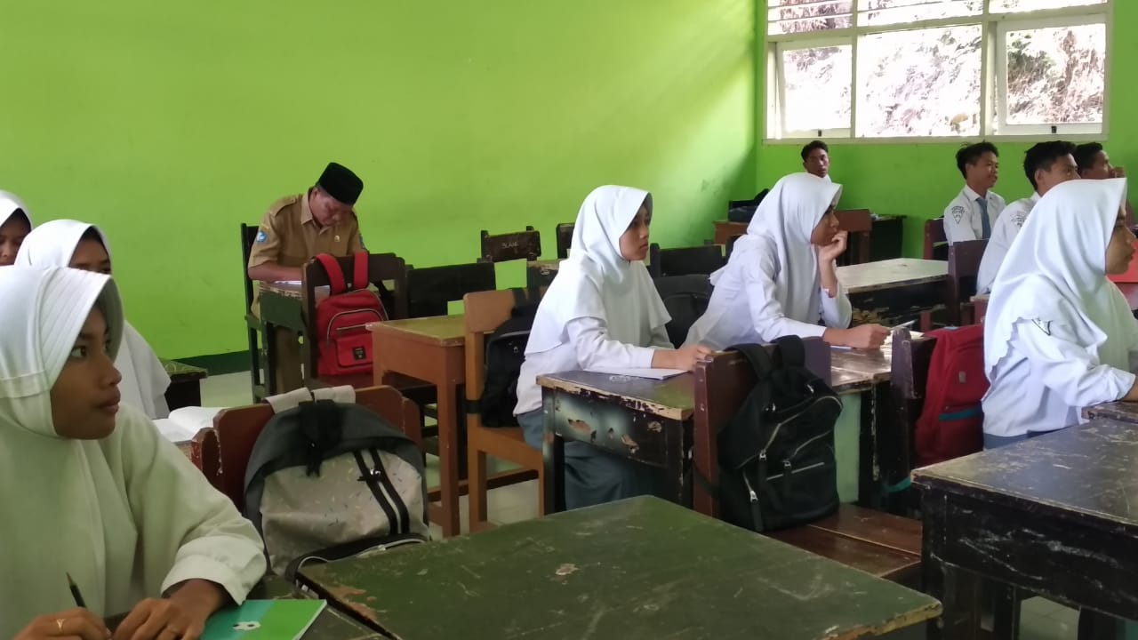 Album Pertama