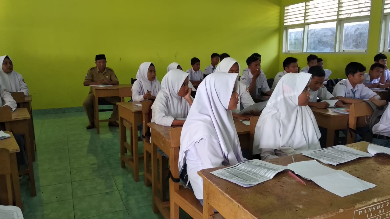 Album Pertama