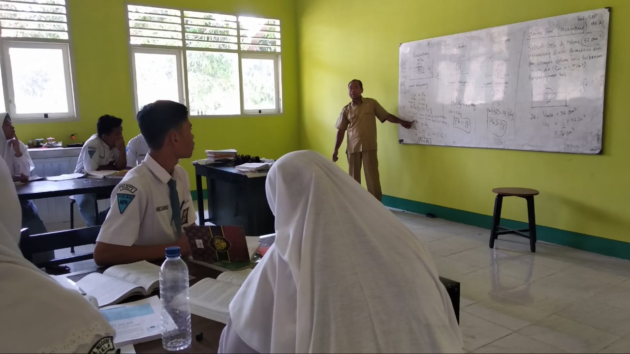 Album Pertama