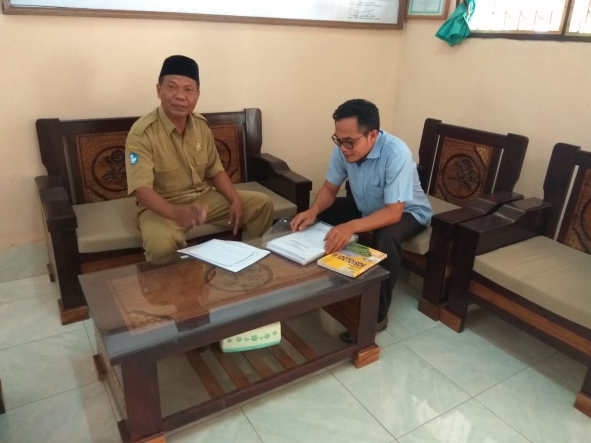 Album Pertama