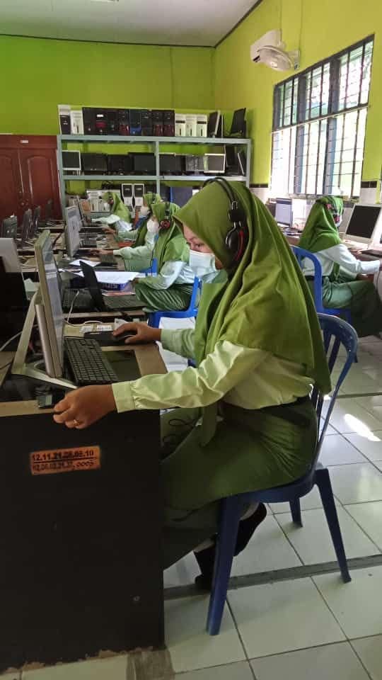 Uji UKBI Siswa SMAN 1 Sumber