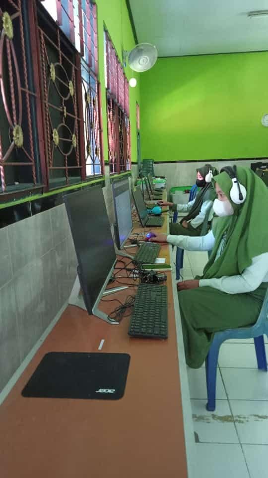 Uji UKBI Siswa SMAN 1 Sumber