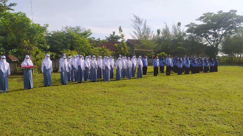 Upacara Hari Pahlawan SMAN 1 Sumber