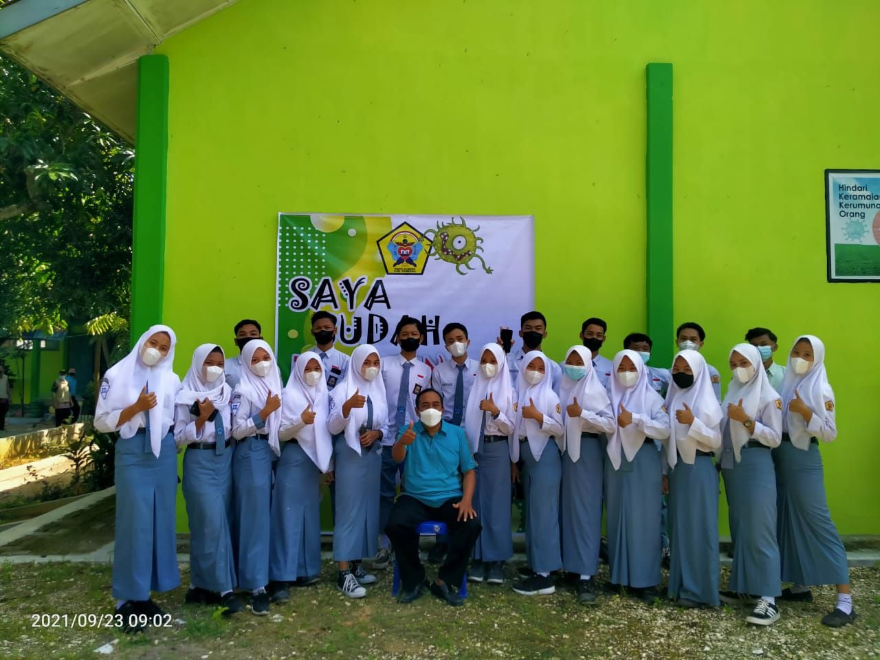 Kegiatan Vaksinasi SMAN 1 SUMBER