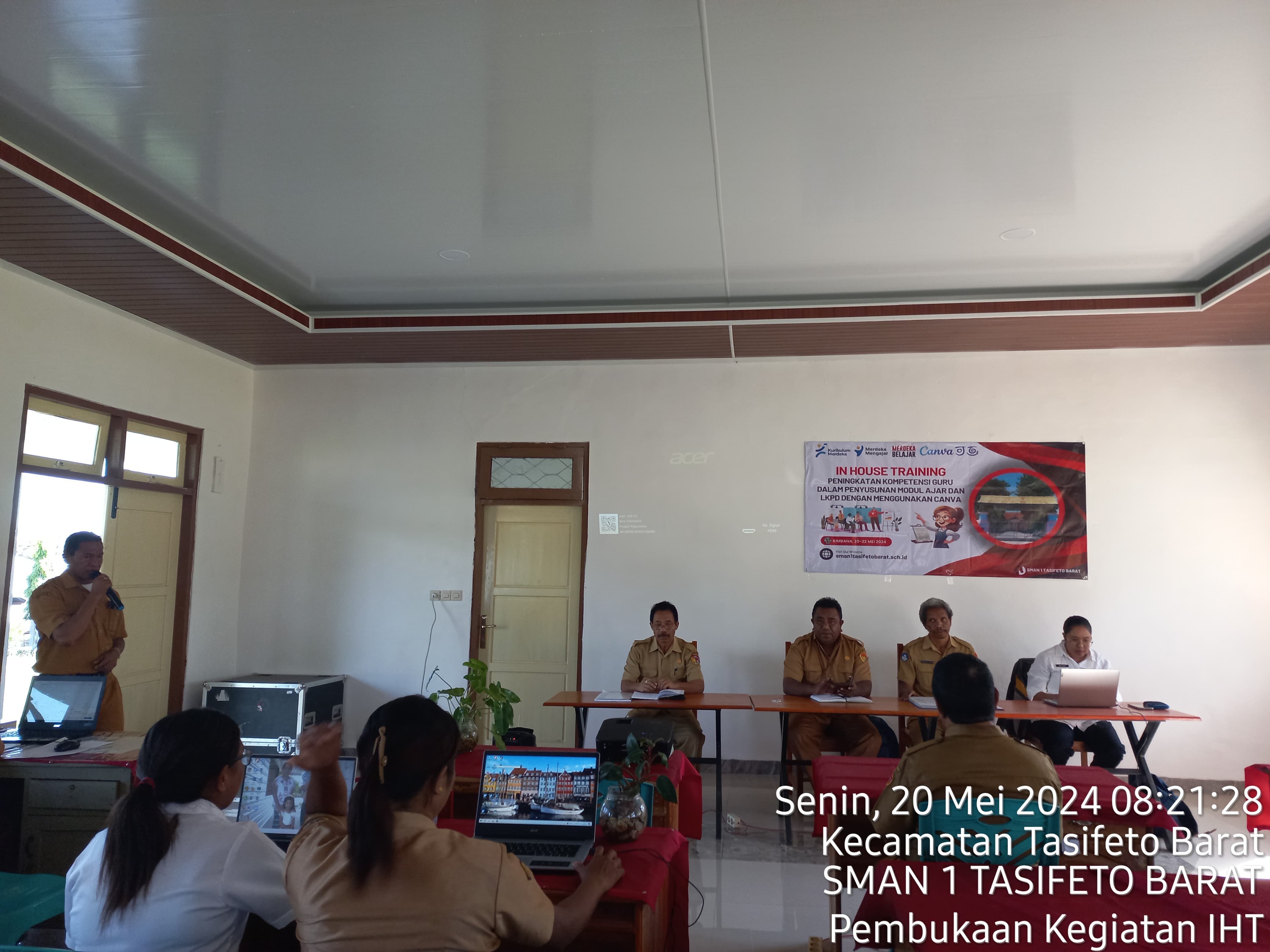 IN HOUSE TREINING KE 2  HARI PERTAMA TAHUN PELAJARAN 2023/2024