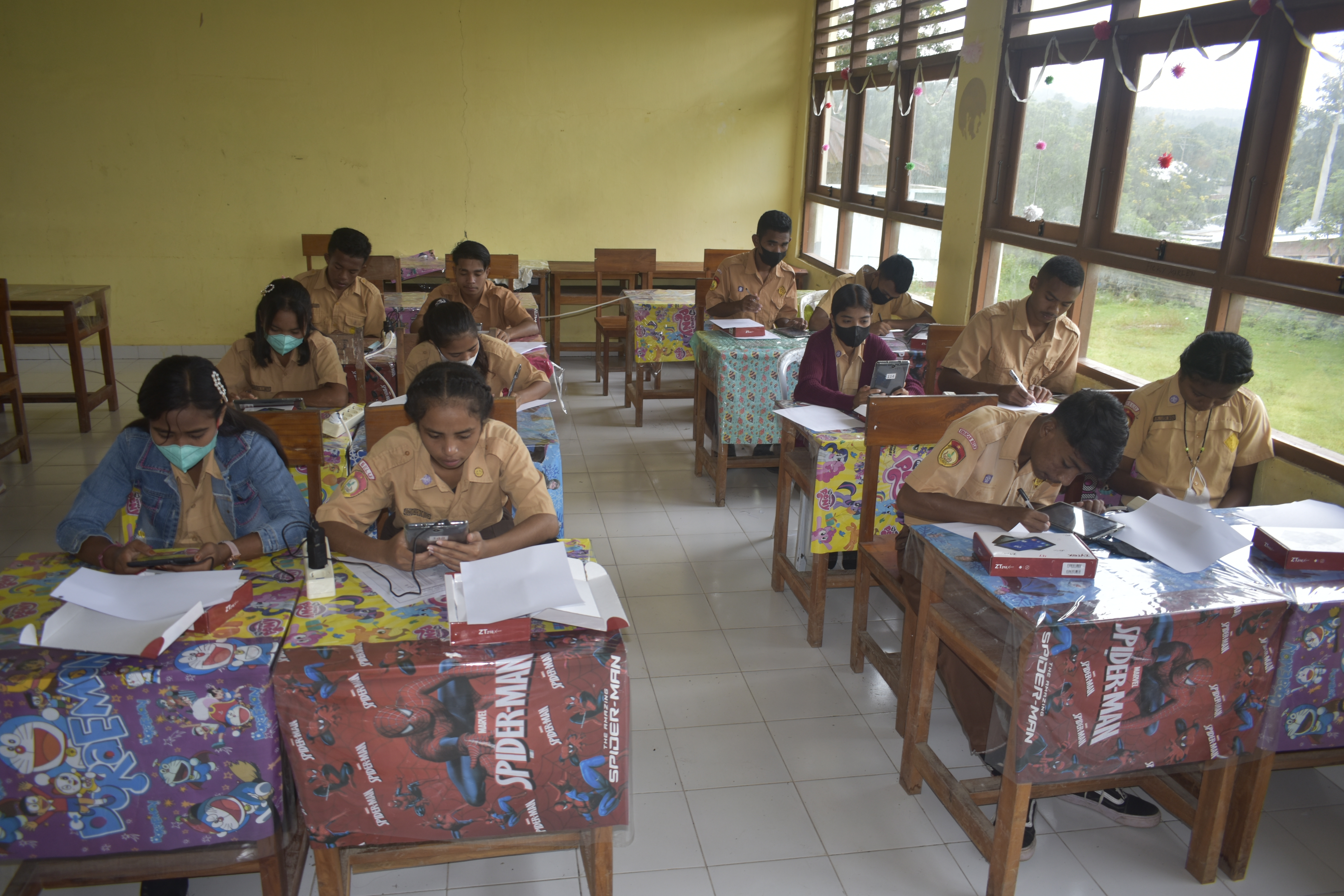 UJIAN SEMESTER VI KELAS XII HARI KELIMA DENGAN APLIKASI CBT EXAM BROWSER
