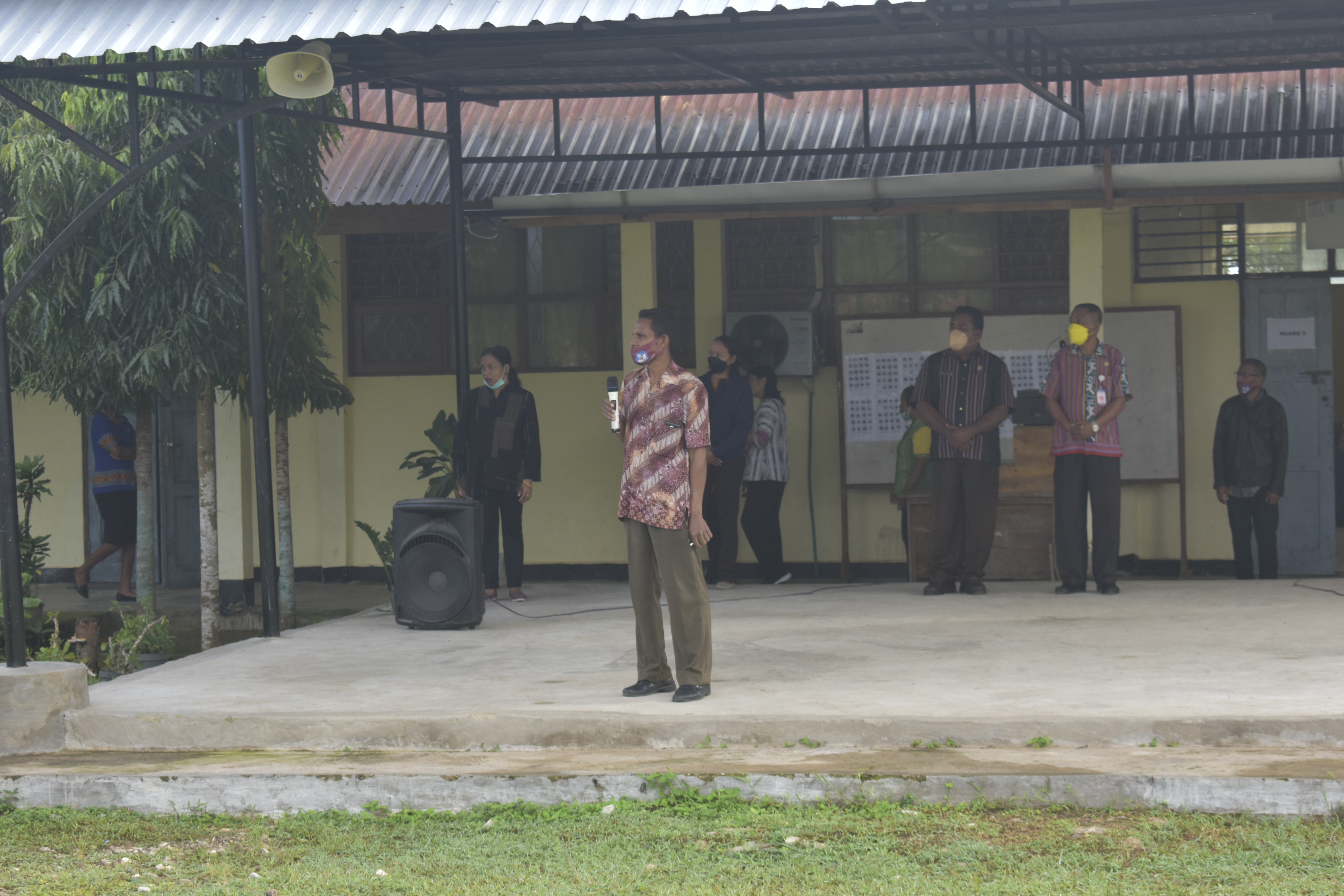 UJIAN SEKOLAH KELAS XII  BEEBASIS ONLI NE DENGAN MENGGUNAKAN CBT TAHUN PELAJARAN 2021/2022