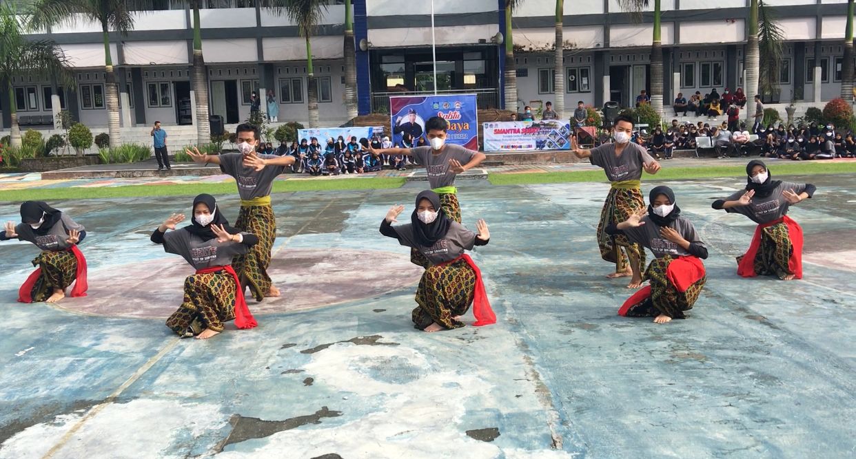 SABTU BUDAYA WADAH KARAKTER SISWA/SISWI SMA NEGERI 1 TERARA