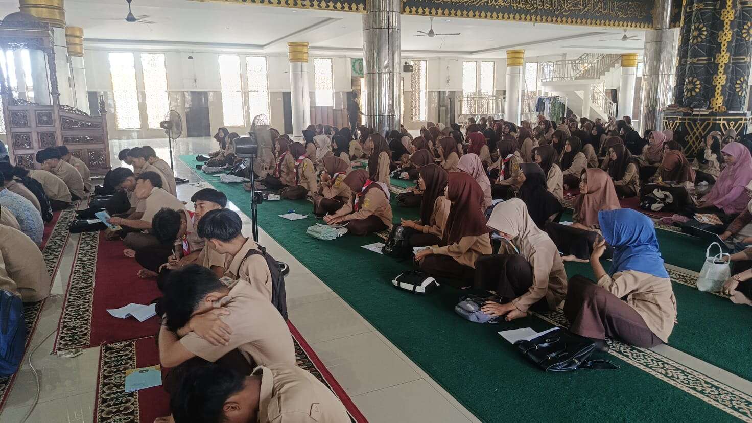 Pesantren Ramadan SMAN 1 Ulakan Tapakis Perkuat Karakter Religius Siswa