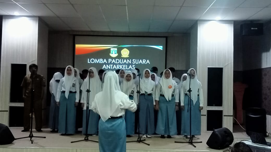 BERJUANG MENJADI ARTIS KELAS TERHEBAT GAES