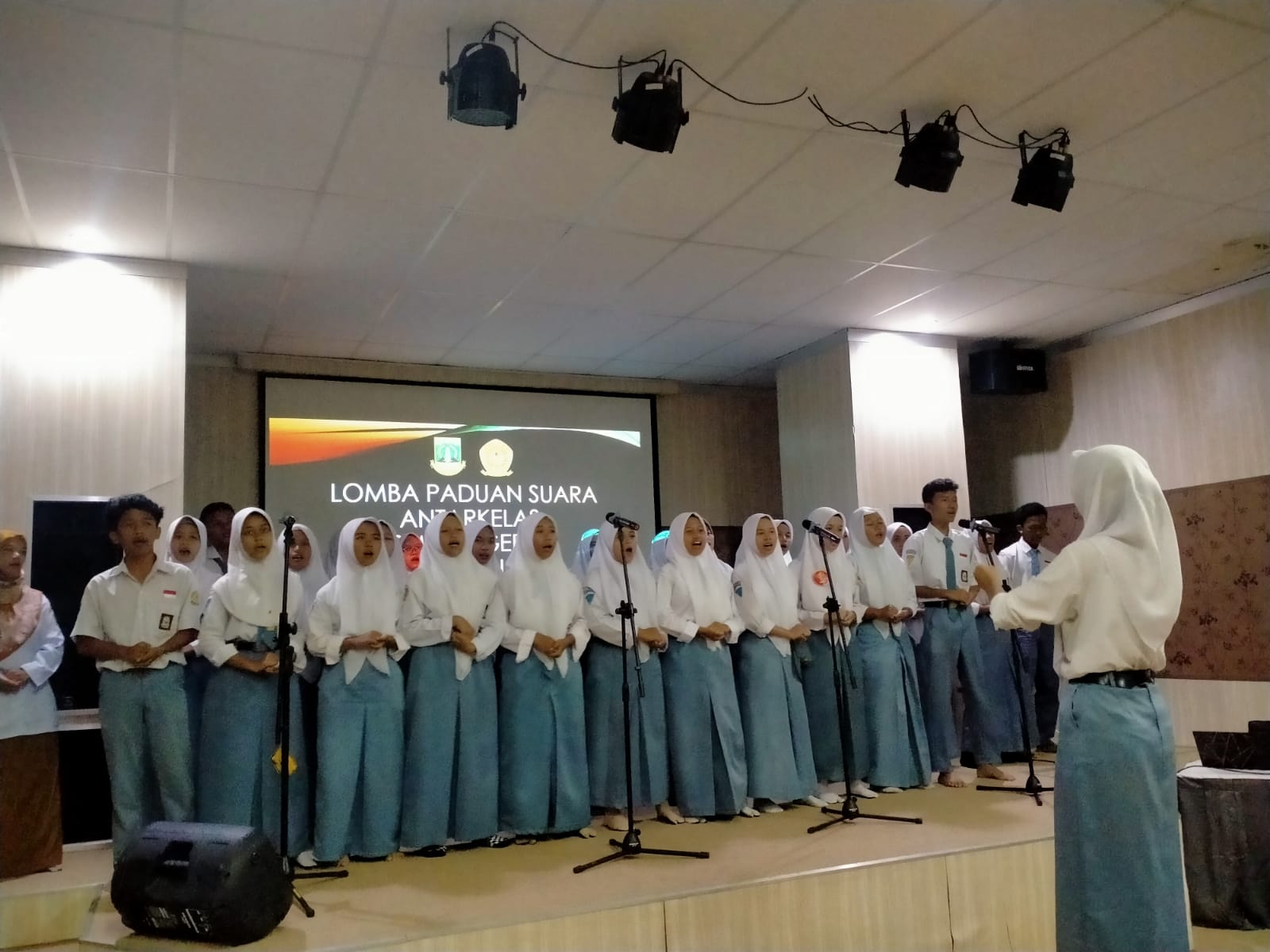 BERJUANG MENJADI ARTIS KELAS TERHEBAT GAES