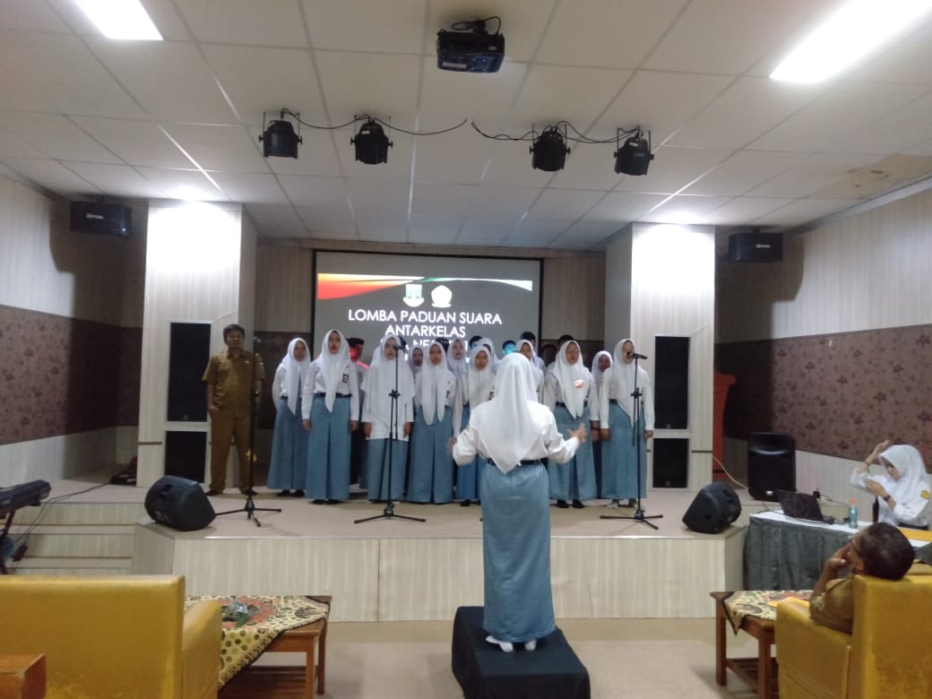 BERJUANG MENJADI ARTIS KELAS TERHEBAT GAES